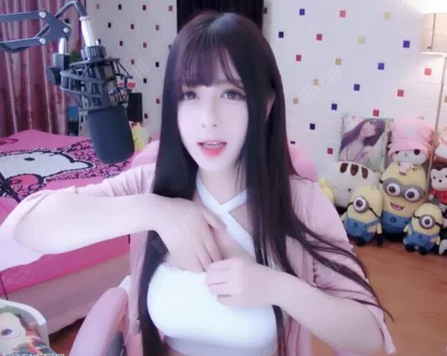 娜娜sweet个人资料福利图片 侃自己是香蕉 外表很黄内心洁白