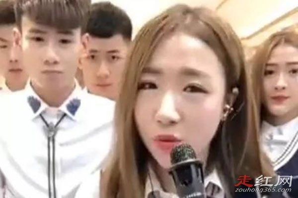 王小佳和两位师傅怎么了 老公封振华带人砸车
