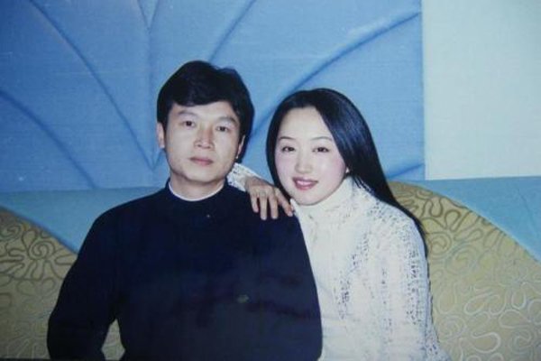 杨钰莹红楼事件真相 一生未嫁的原因是什么