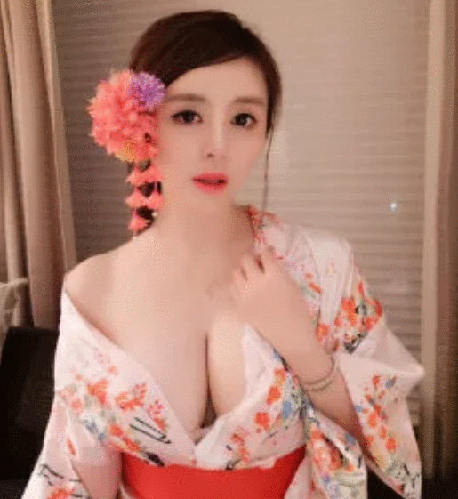 前斗鱼一姐张琪格, 网传被迪拜土豪租了1个月时间, 网友: 富贵险中求! 前斗鱼一姐张琪格, 网传被迪拜土豪租了1个月时间, 网友: 富贵险中求!