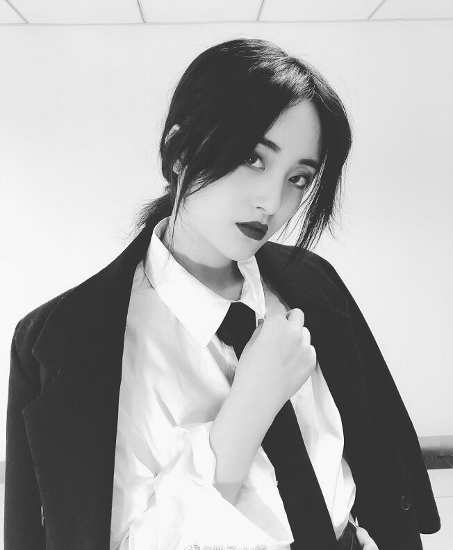 抖音柚子cici酱图片资料简介，真名不是周洁琼，柚子cici酱写真