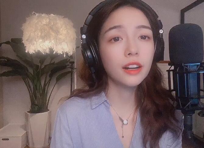 抖音张小狮个人资料照片，治愈电台声音，张小狮微博情感语录